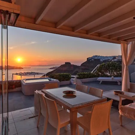 Sunset View Santorini With Outdoor Jacuzzi Villa Fira (Santorini)
